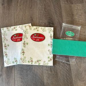Holiday Stationery + Envelopes
